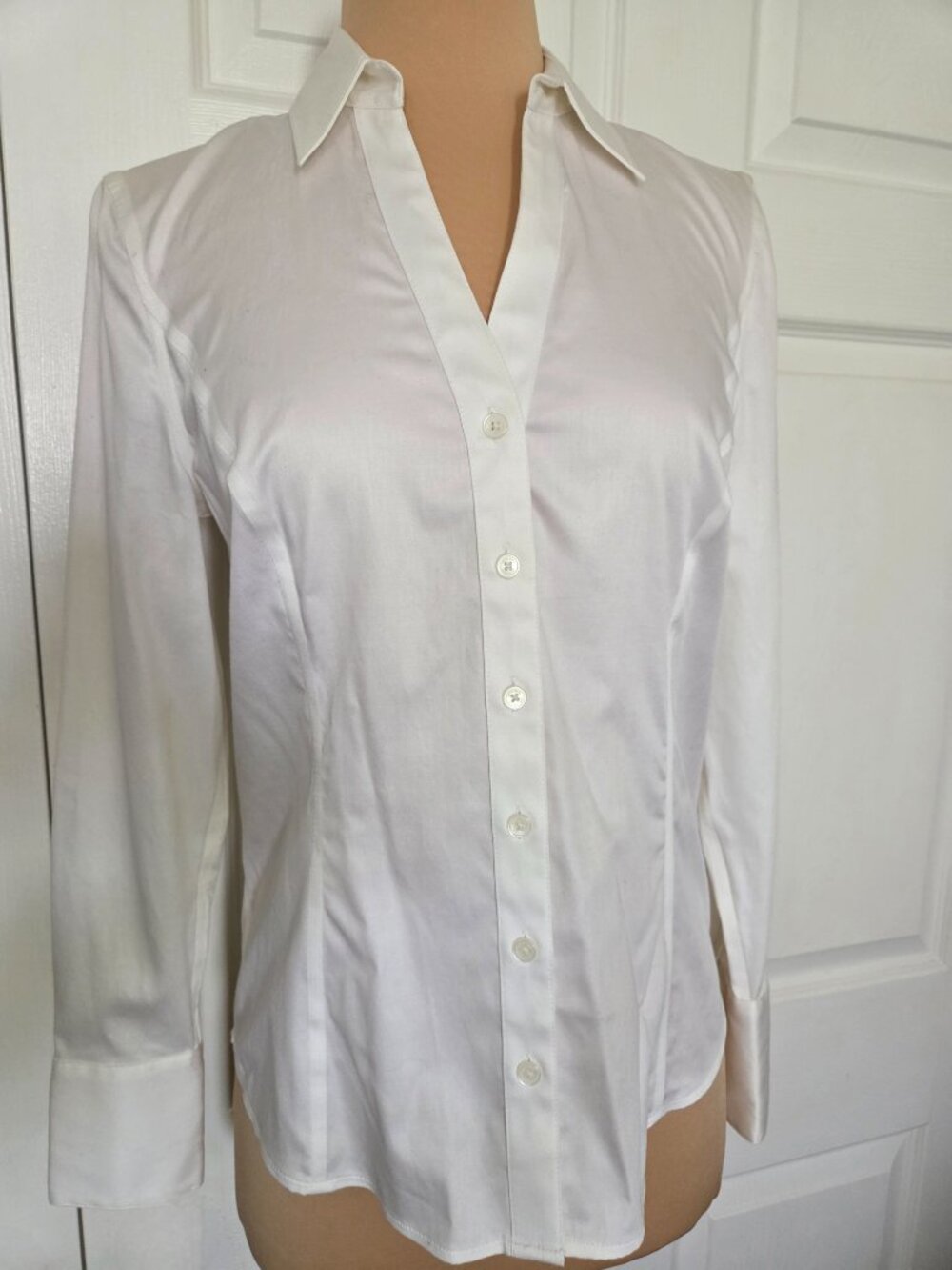 Calvin Klein Fitted Sheen Off White Blouse with Tags - Picture 4 of 12